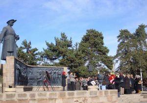 'Kadının sadece adı var'